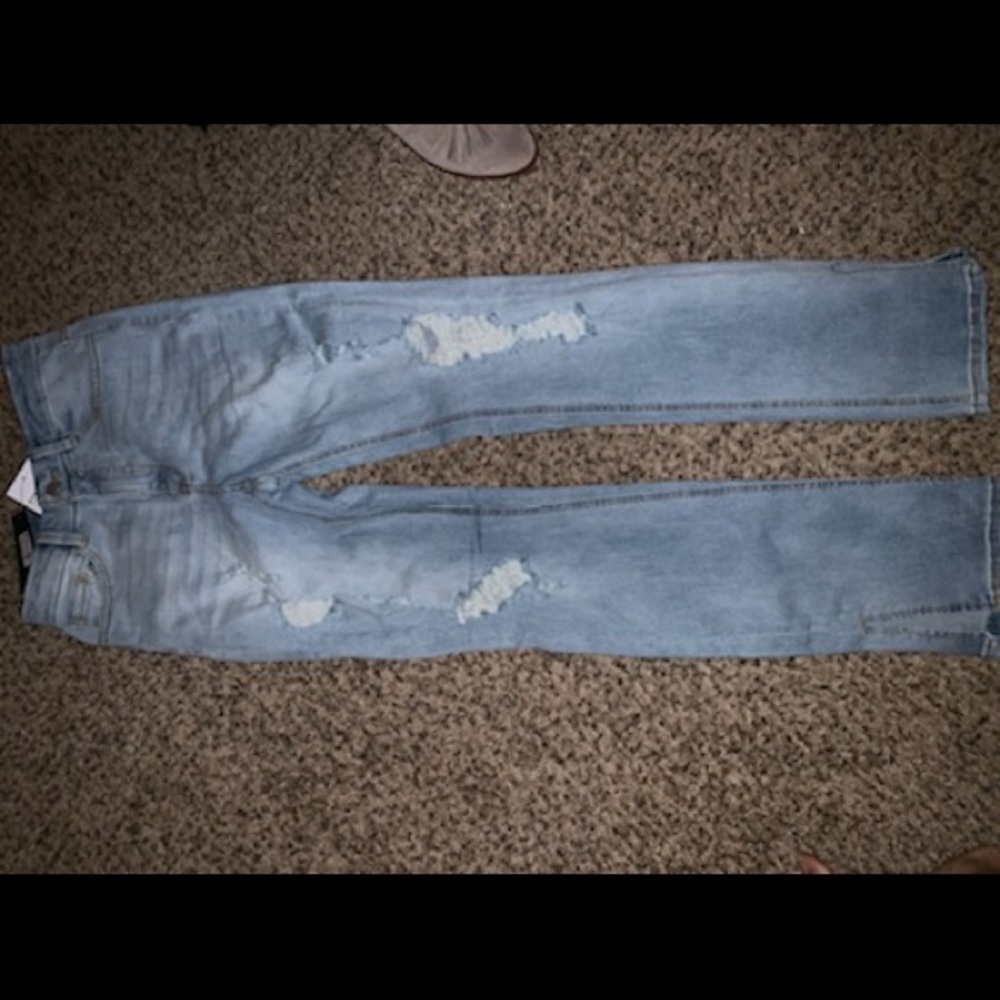 High rise jeans w/ slits on the bottom of leg